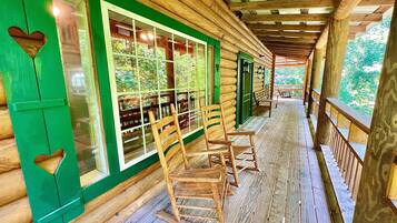 Cabin, 3 Bedrooms | Balcony