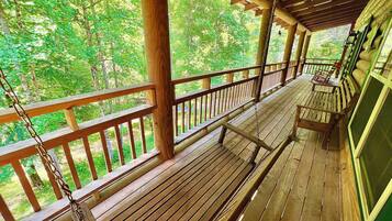Cabin, 3 Bedrooms | Balcony
