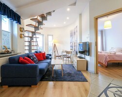 豪華公寓, 1 張加大雙人床及 1 張梳化床, 城市景 | 熨斗/熨衫板、免費 Wi-Fi