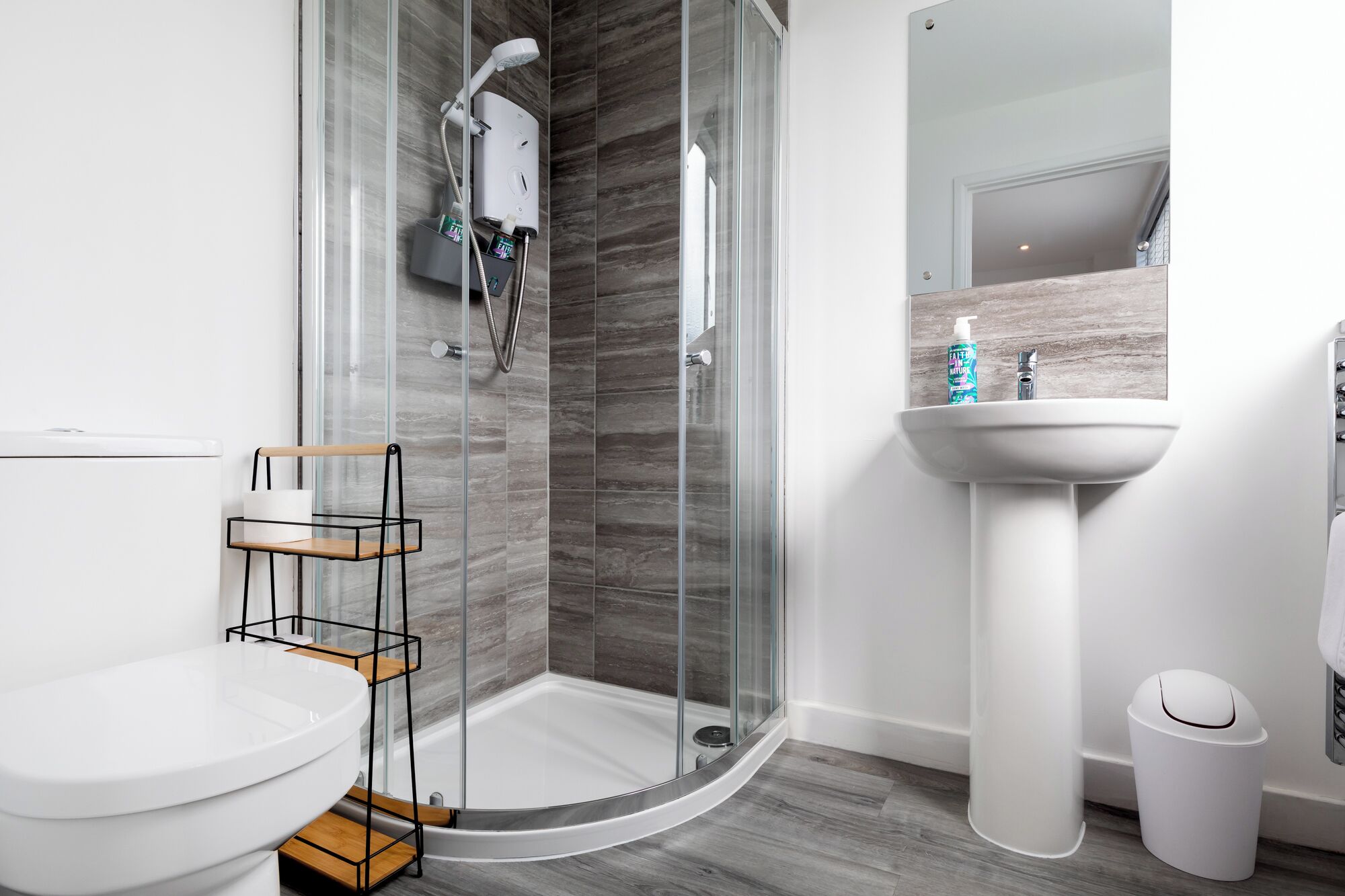 Deluxe Twin kamer | Badkamer | Zeep, shampoo, toiletpapier