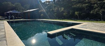 Cozy Mountain Cabin Retreat for Couples and Families