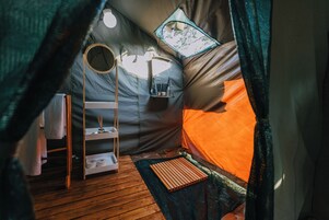 Luxury Tent | Bathroom