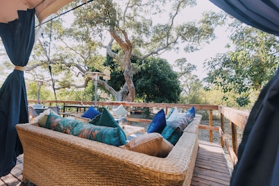Kruger Untamed - Satara Plains Camp