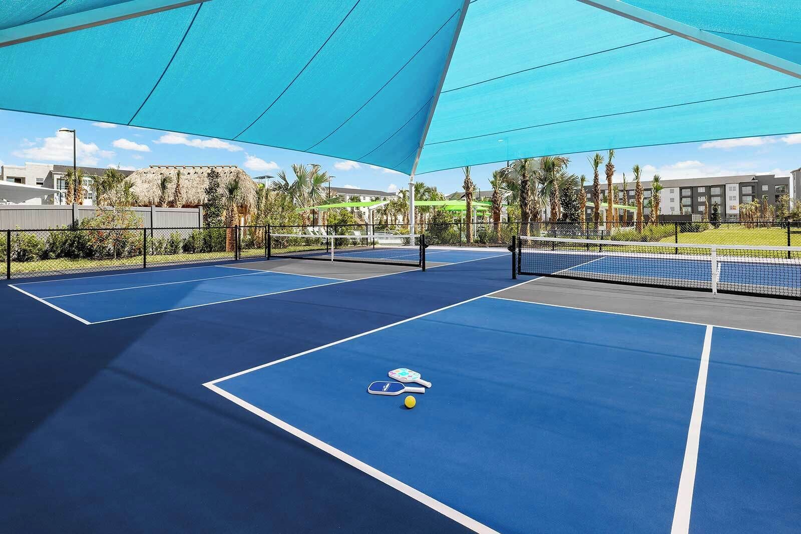 Pro-style pickleball courts are open daily for complimentary play.