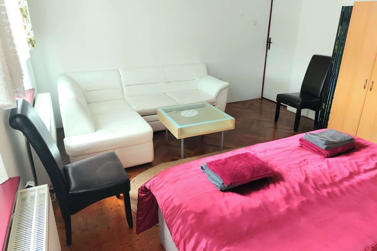 Deluxe-Studiosuite | Kostenloses WLAN, Bettwäsche