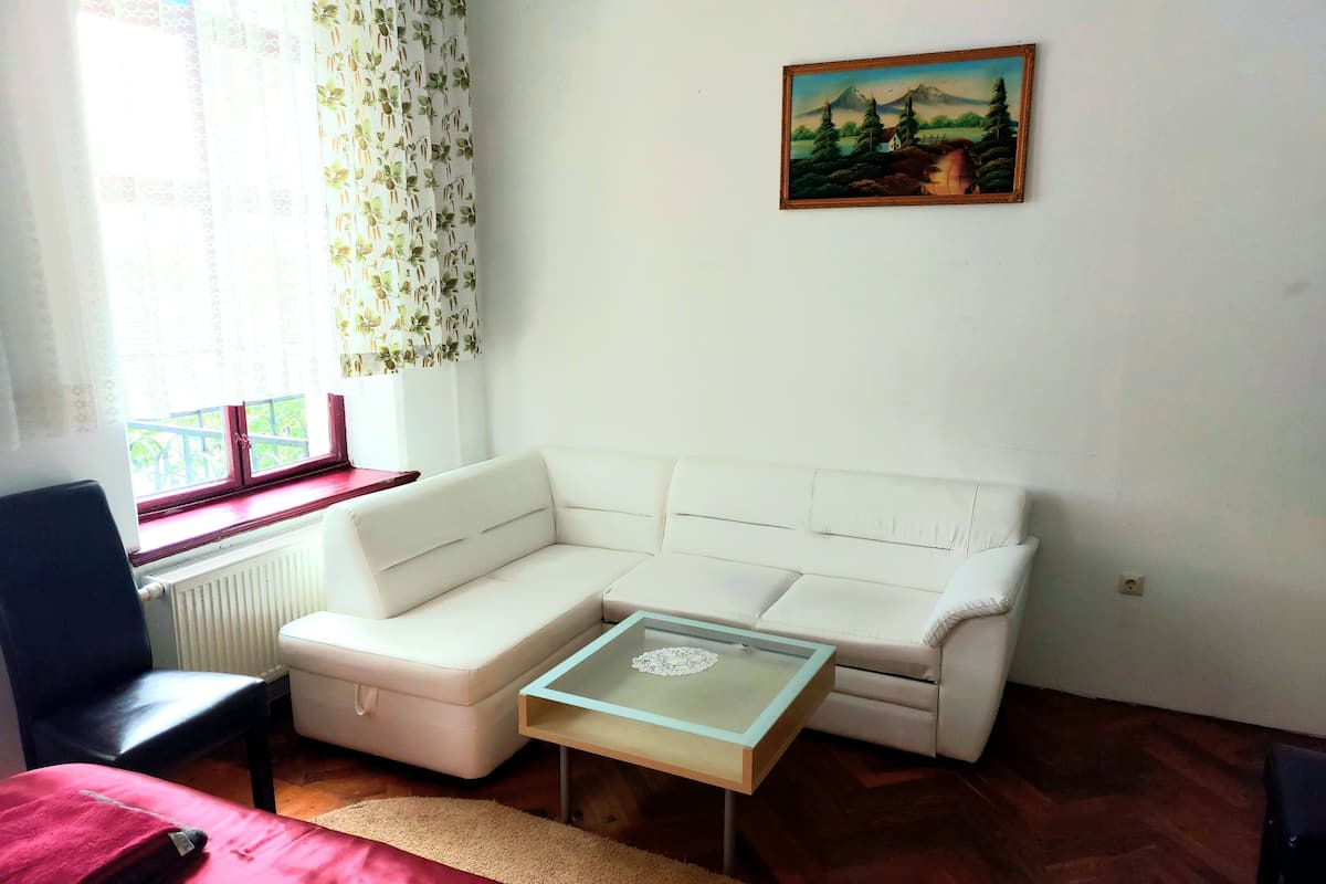 Deluxe-Studiosuite | Kostenloses WLAN, Bettwäsche