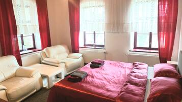 Kahden hengen comfort-huone | Ilmainen Wi-Fi, vuodevaatteet