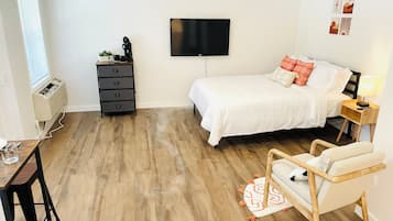 1 habitación, wifi y ropa de cama