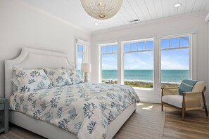 5 bedrooms, WiFi, bed sheets