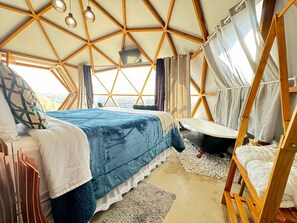 1 makuuhuone, silitysrauta/-lauta, Wi-Fi, vuodevaatteet