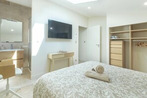 5 chambres, fer et planche Ă repasser, Wi-Fi, draps fournis