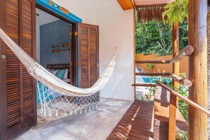 Soundproofing, free WiFi, bed sheets - Pousada Aysu Maresias (São Sebastião)