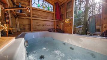 Bain à remous intérieur