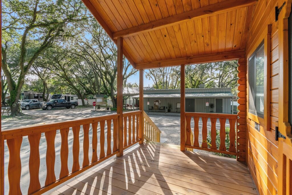 Hytte – premium, 1 queensize-seng med sovesofa, tekjøkken | Terrasse/patio