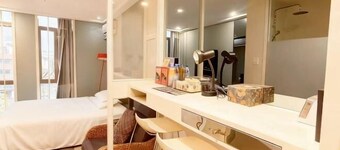 Nantong White-collar INN