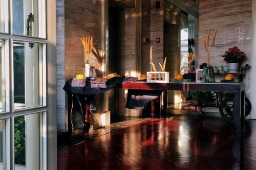 Nantong White-collar INN