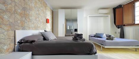 1 Schlafzimmer, kostenloses WLAN, Bettwäsche, Rollstuhlgeeignet