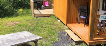 Villa Marie Tiny Cabin in the Mountains. AC. . Pool. Dog Friendly