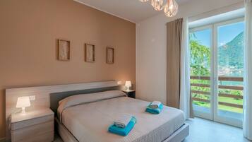 7 Schlafzimmer, BĂŒgeleisen/BĂŒgelbrett, kostenloses WLAN, BettwĂ€sche