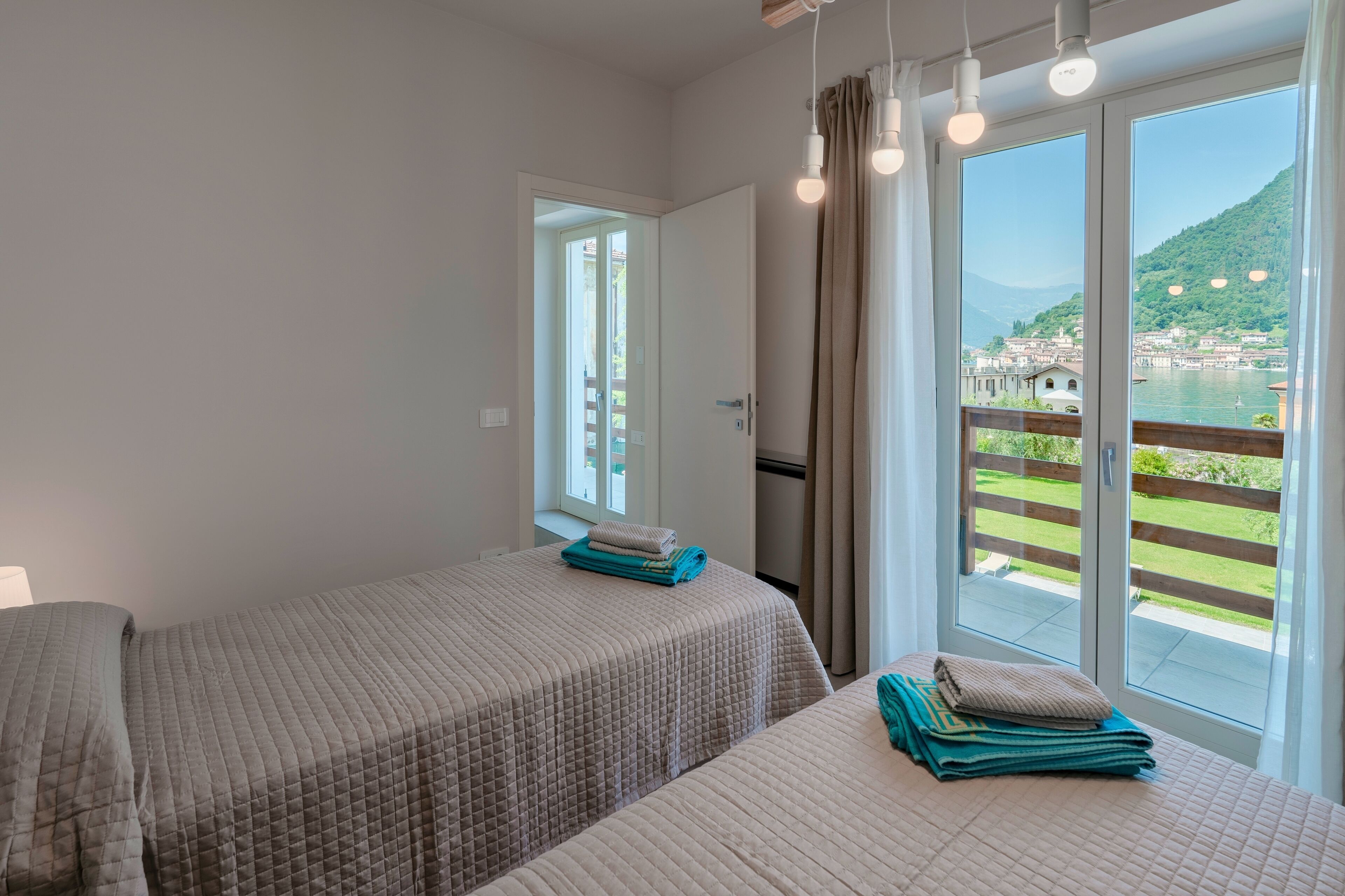 8 camere, ferro/asse da stiro, Wi-Fi gratuito, lenzuola