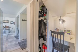 Interior - The Vasi Landing Pad (Fairbanks North Star Borough)