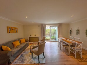Smart TV - Marylebone Residence - Pass the Keys (London)