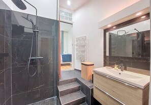 Shower, hair dryer