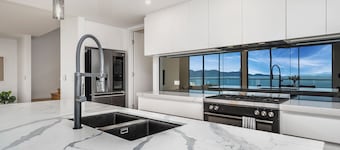 Luxury Escapes Townsville Villa B