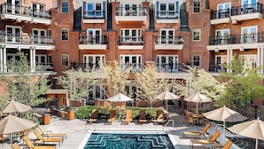 Unclassified image, 4 of 24, button - The Aspen Mountain Residences 03B (Aspen)