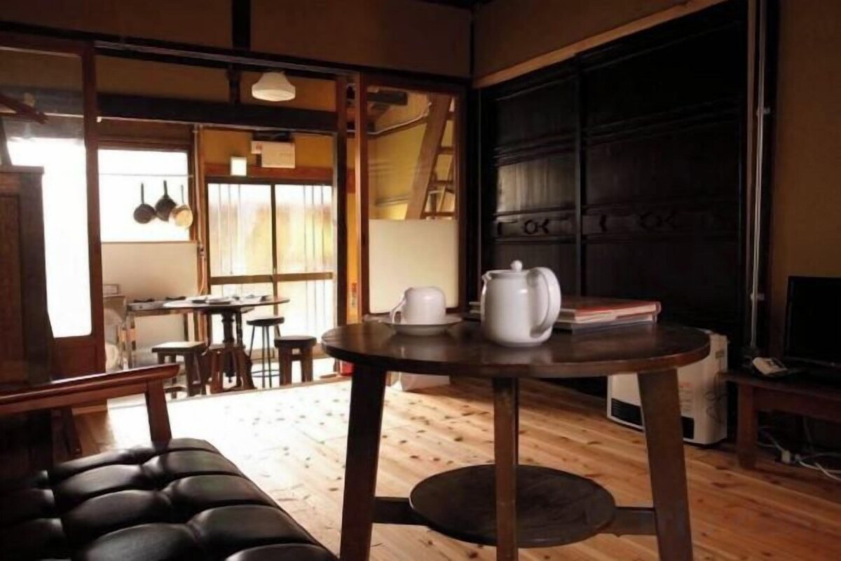 1 bedroom house