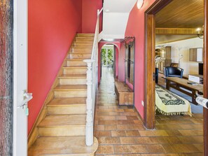 Interior - De Dri le Mont by Phil ! (Bertrix)