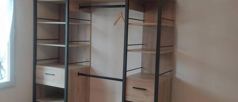 3 bedrooms, iron/ironing board, travel crib, bed sheets