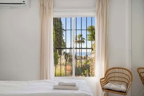 2 soverom, strykejern/-brett, wi-fi (inkludert) og sengetøy