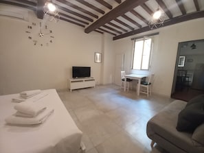 Room - Pinzochere 16 N in Firenze (Florence)
