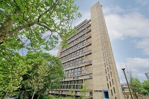 Apartment, Accessible | 2 bedrooms, Internet - Sensational Two-bedroom Apartment in East London (London)