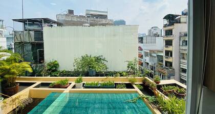 Home Away Do Quang Dau