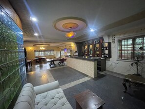 Restaurant - Flora Suites (Lagos)