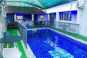Piscine extérieure
