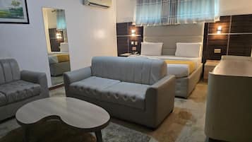 Habitación estándar | Ropa de cama de alta calidad y colchones Tempur-Pedic