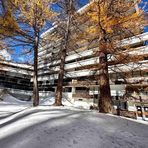 Exterior - 200m from resort center, 2nd floor, tv, 21m², Vars (Vars)
