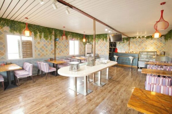 Dining - Baoli Xiangxun Theme Hotel (Chongqing)