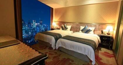 Baoli Xiangxun Theme Hotel