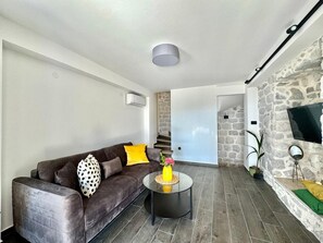 Living area - Villa Vojnic (Kuljace)