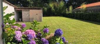 Maison de Vacances.
Spacieuse, agréable pour vacances  familiales. Bien située.