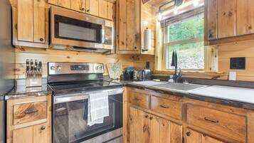 Fridge, microwave, stovetop, toaster