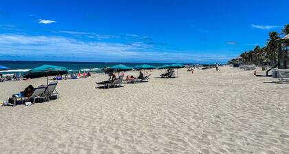 4-min walk to the Beach /Pool,Tiki canal boat dock