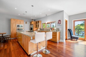 Unclassified image, 5 of 45, button - Serene modern Lakehouse on Golf Course (Hammonds Plains)