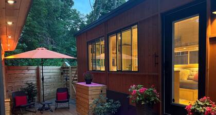 Sugar Shack - 300 square feet of pure sweetness.