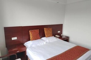 Room - Hengdian World Studios Star Hotel Wansheng Building (Pedestrian Street) (Dongyang)