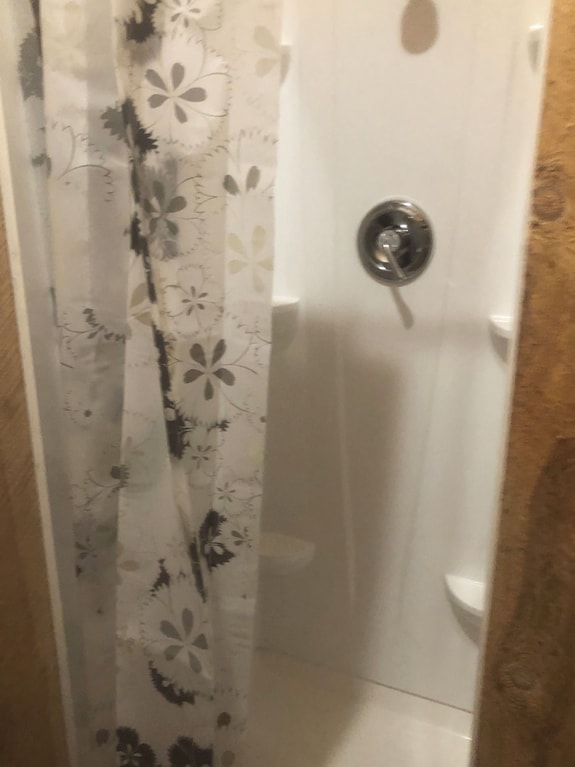 Hideaway Tiny Cabin. In The Mountains Ac Bathroom. Shower. Dog Friendly. - State of New York